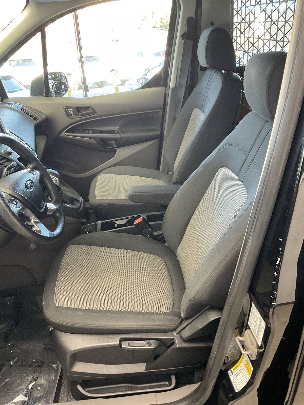 Used 2019 Ford Transit Connect XL FWD image 8