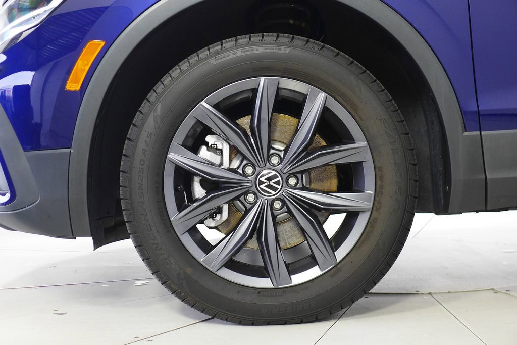 Used 2022 Volkswagen Tiguan SE image 5