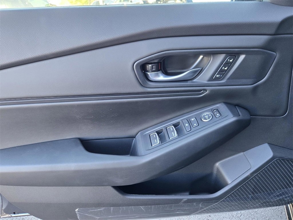 New 2026 Honda Accord EX-L image 17