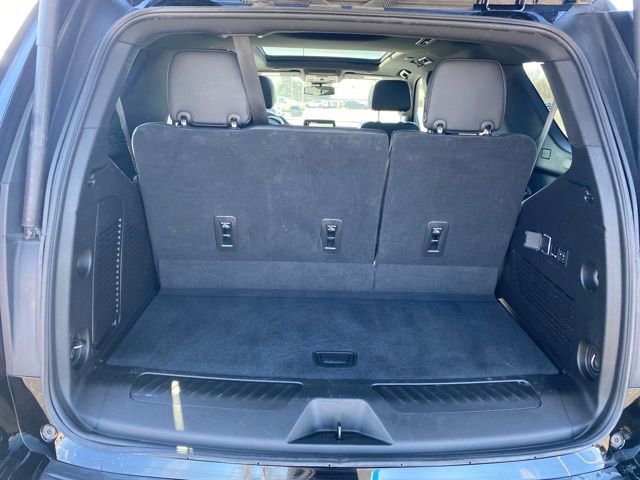 Certified 2023 GMC Yukon SLT w/ SLT Premium Package AWD/4WD image 22