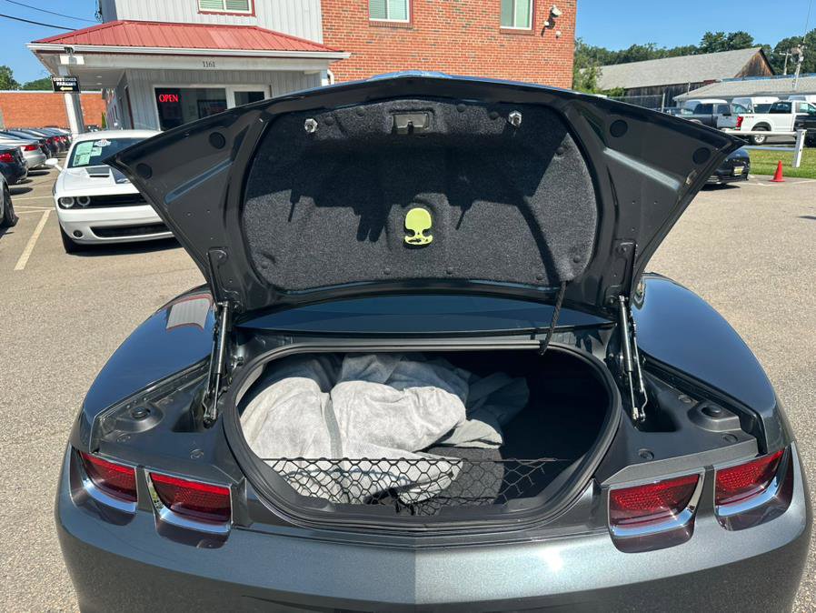 Used 2010 Chevrolet Camaro SS w/ LPO, Ground Effects Package image 23