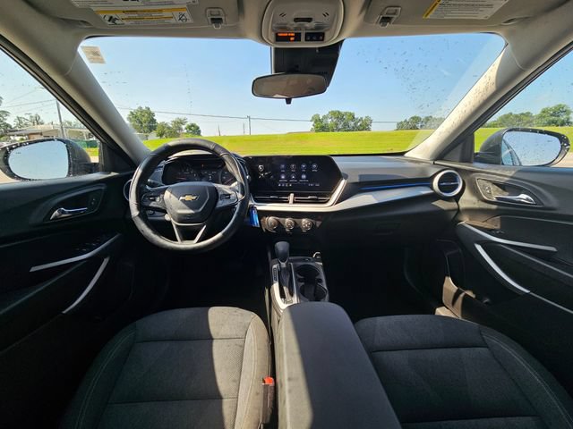Used 2024 Chevrolet Trax LS w/ Driver Confidence Package FWD image 12