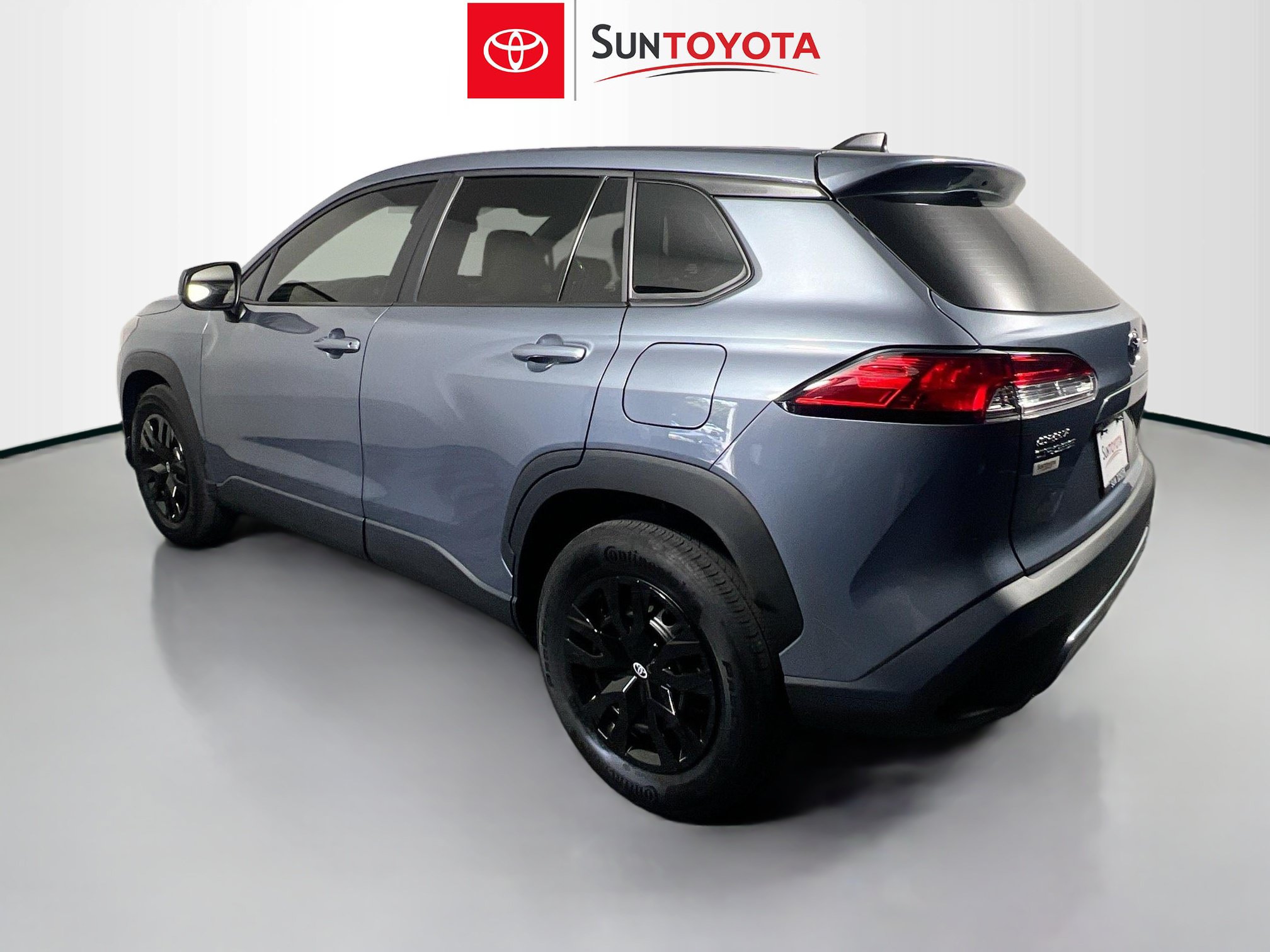 Used 2025 Toyota Corolla Cross L FWD image 6