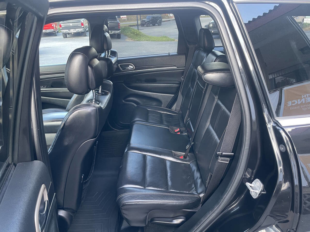 Used 2014 Jeep Grand Cherokee Limited image 9