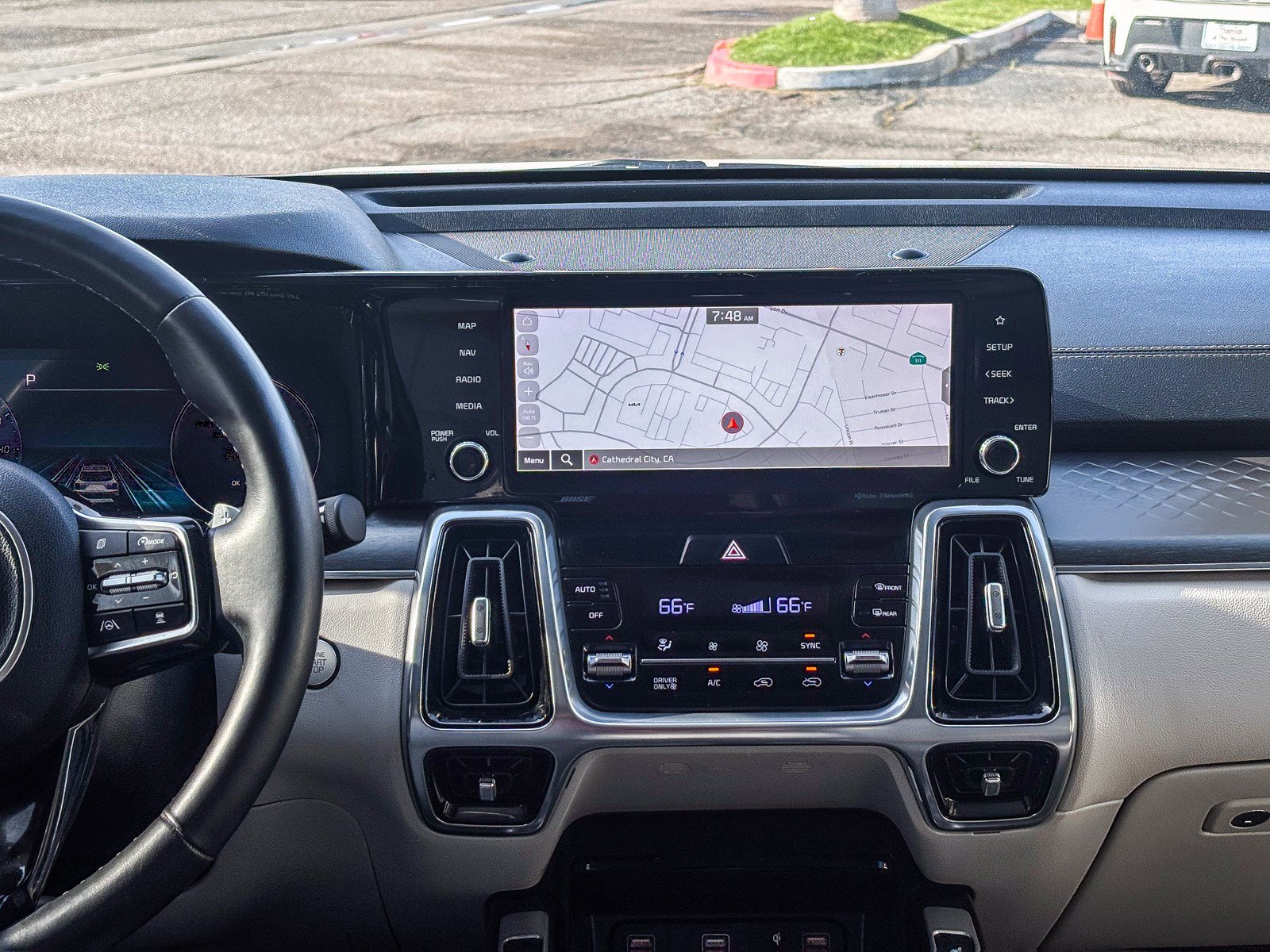 Used 2023 Kia Sorento SX Prestige image 17