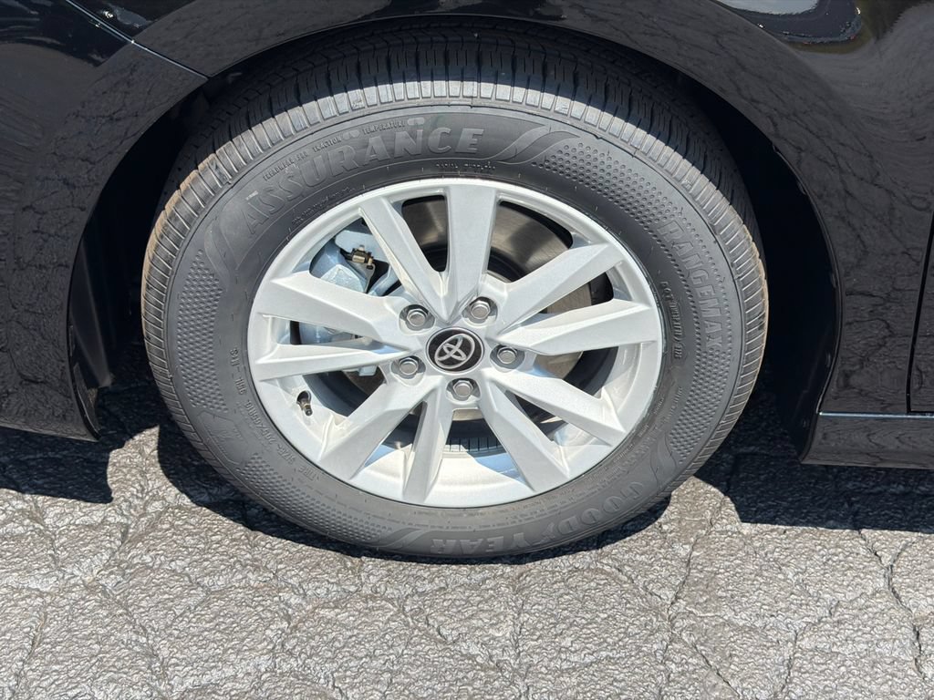 New 2026 Toyota Camry LE AWD/4WD image 14