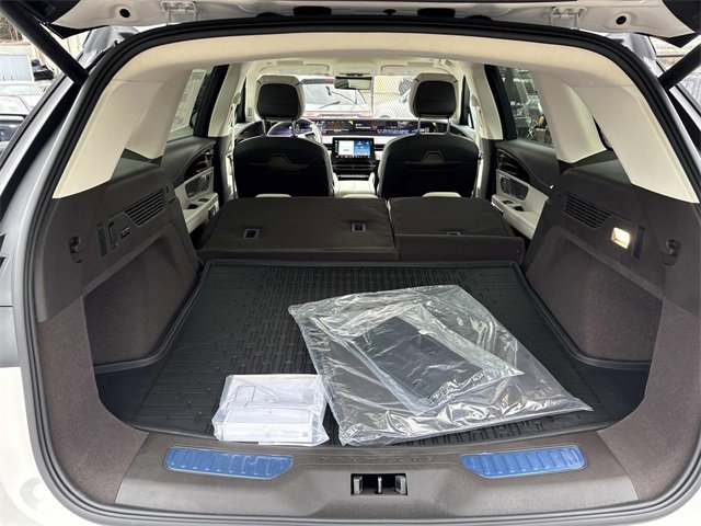 New 2026 Lincoln Nautilus Black Label w/ Jet Appearance Package image 12