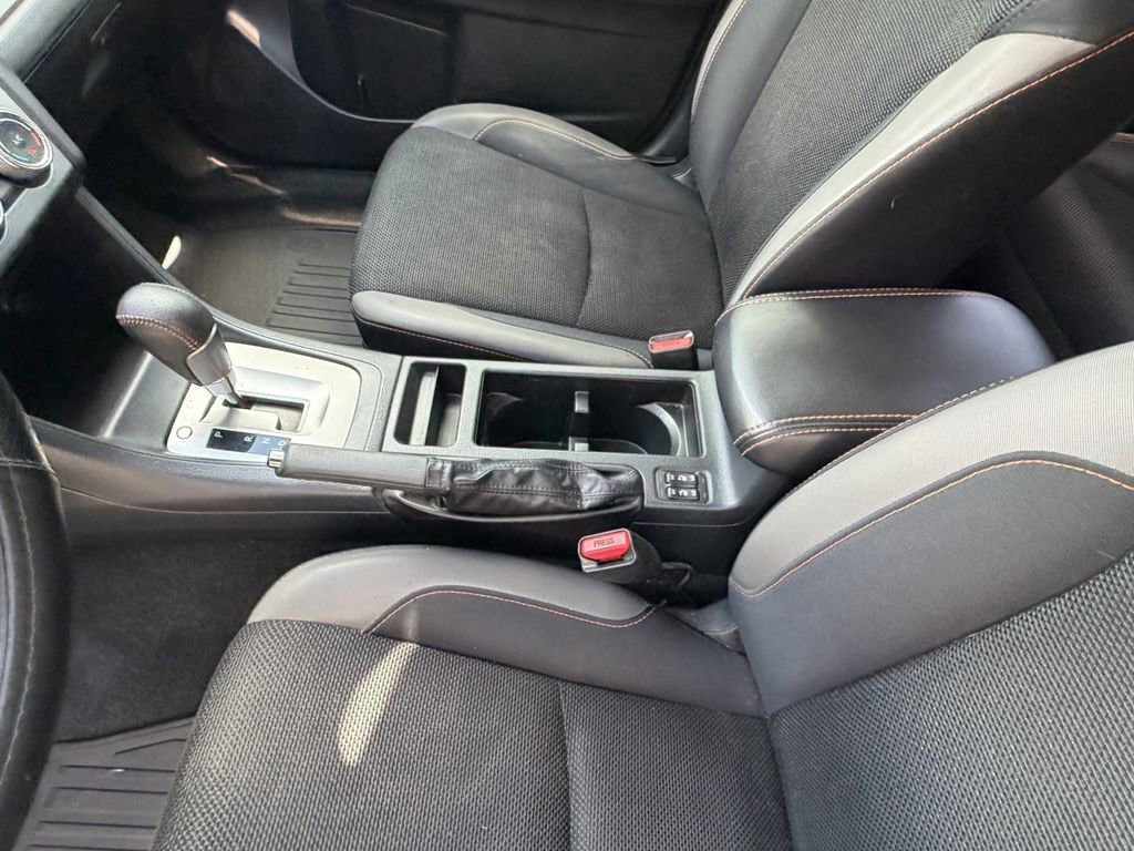 Used 2017 Subaru Crosstrek 2.0i Premium AWD/4WD image 19