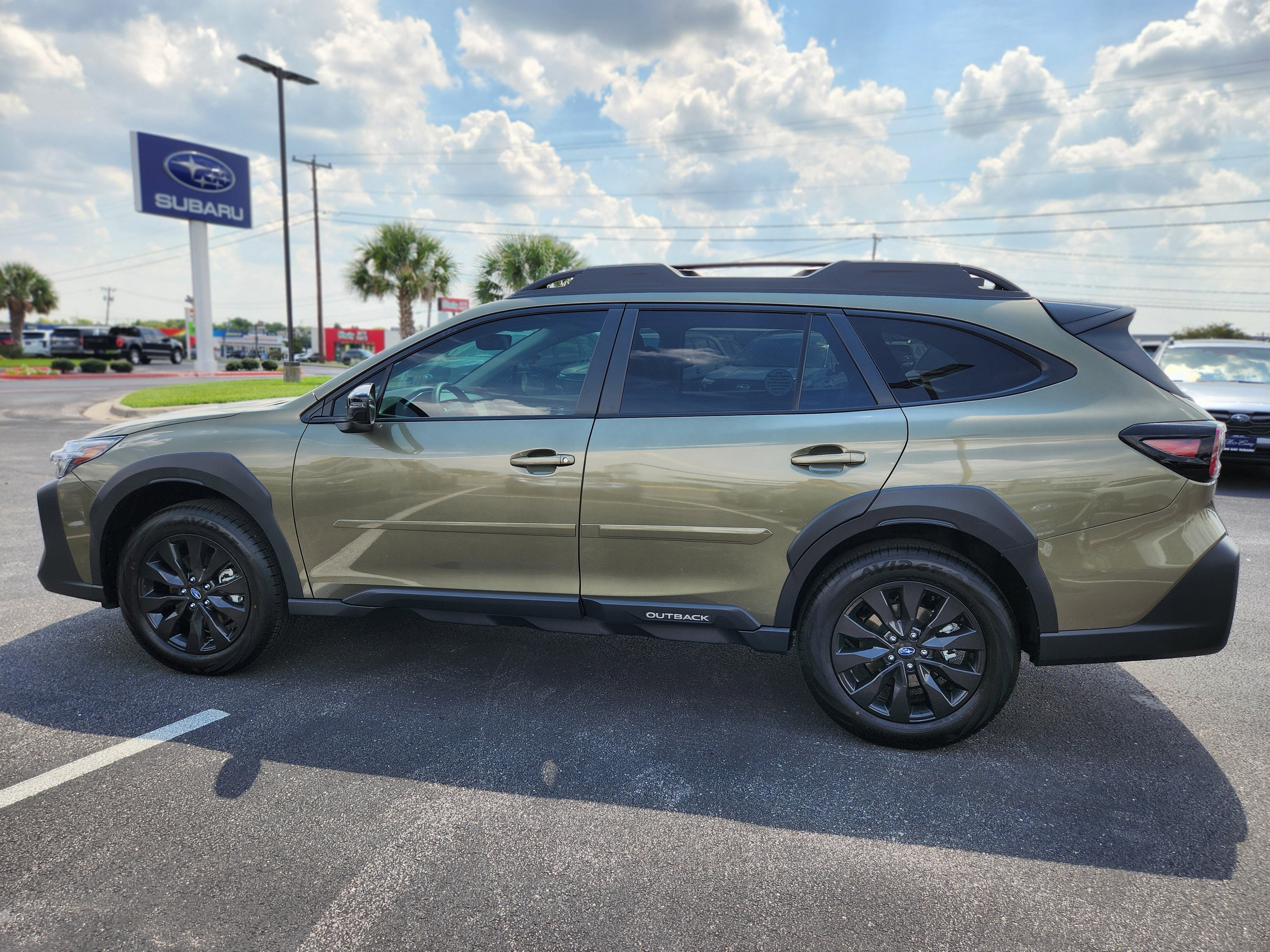 New 2025 Subaru Outback Onyx Edition XT image 4