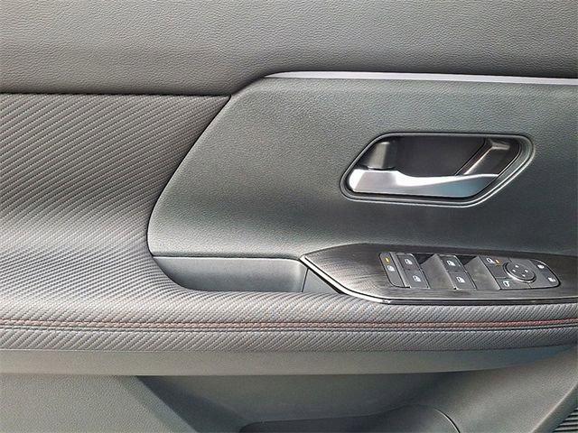 New 2026 Nissan Kicks SR w/ Cold Weather Package image 40