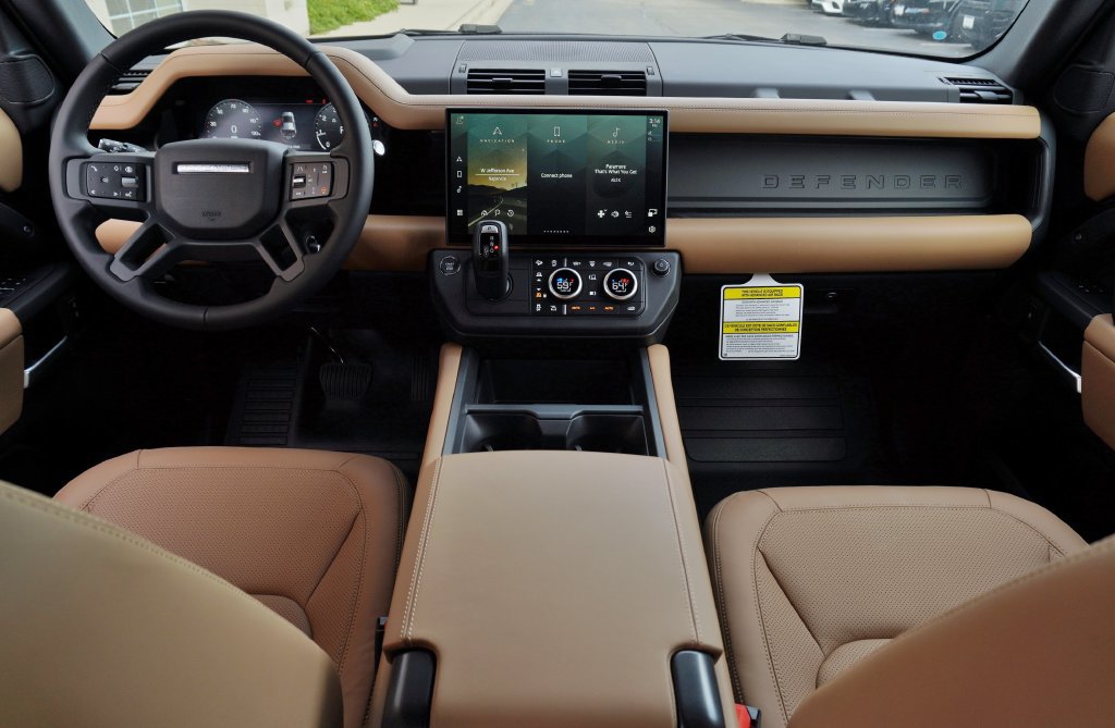 New 2026 Land Rover Defender 110 X-Dynamic SE AWD/4WD image 9