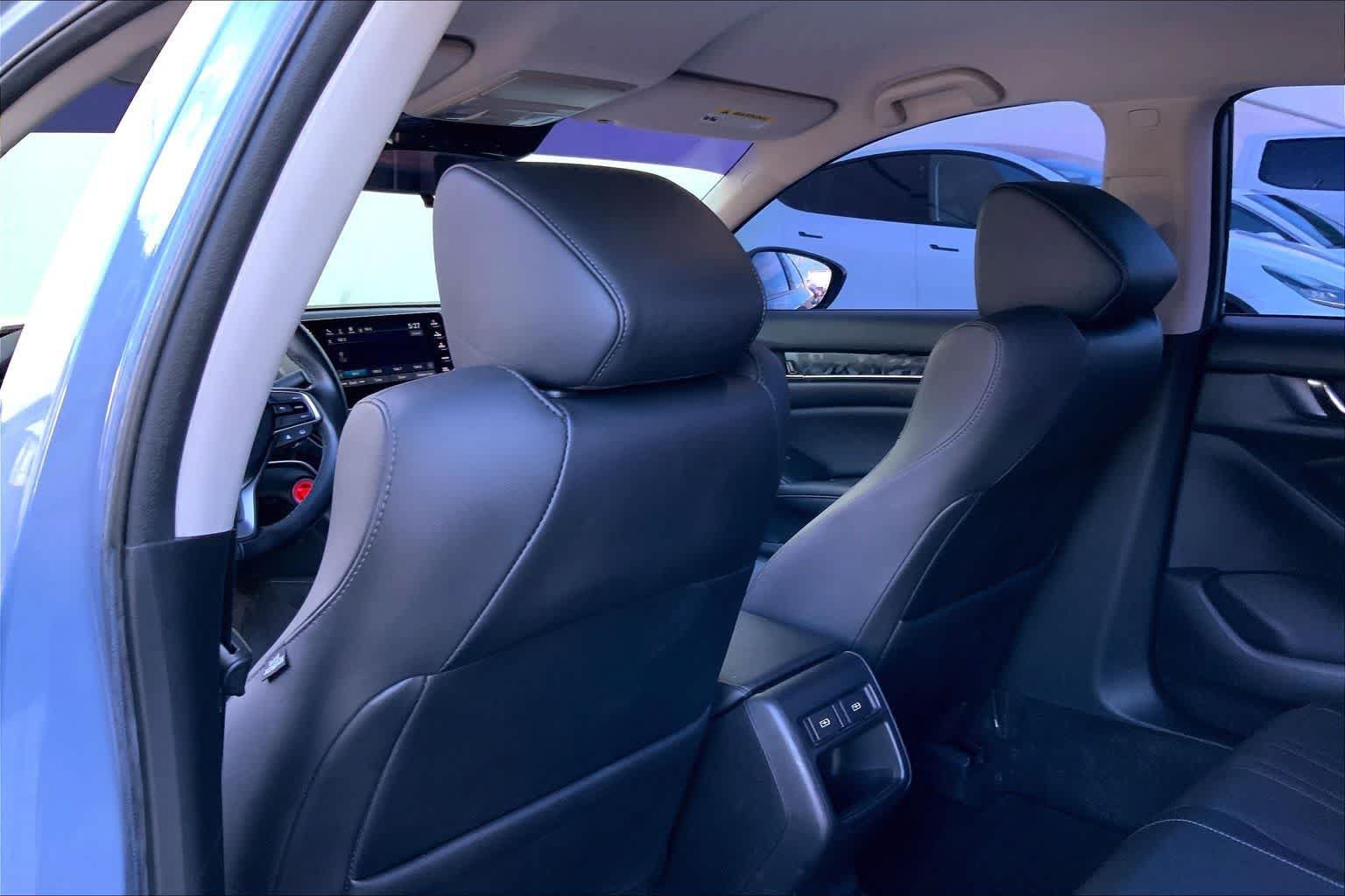 Used 2021 Honda Accord Sport Special Edition image 12