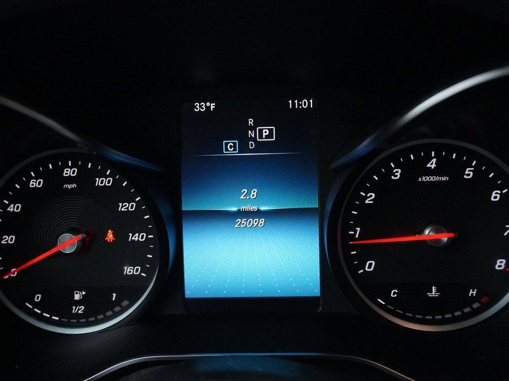 Used 2022 Mercedes-Benz GLC 300 4MATIC w/ Premium Package Lite image 38