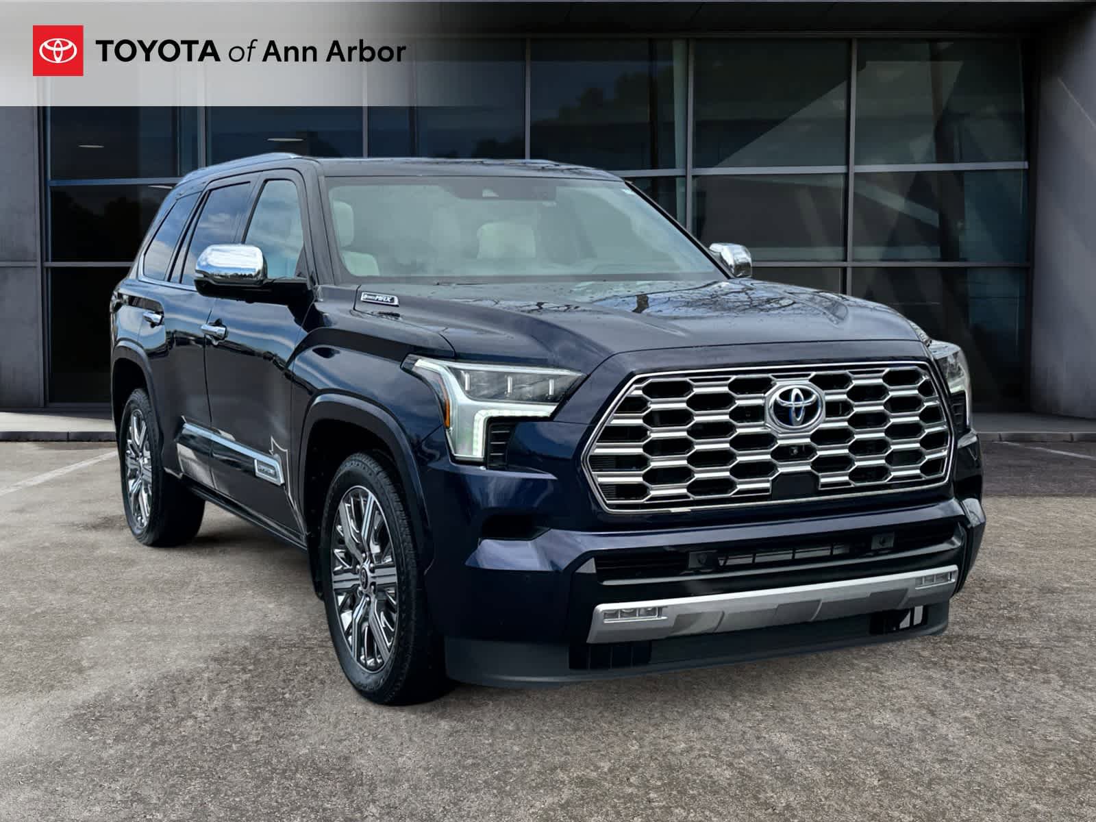 Used 2023 Toyota Sequoia Capstone AWD/4WD image 1
