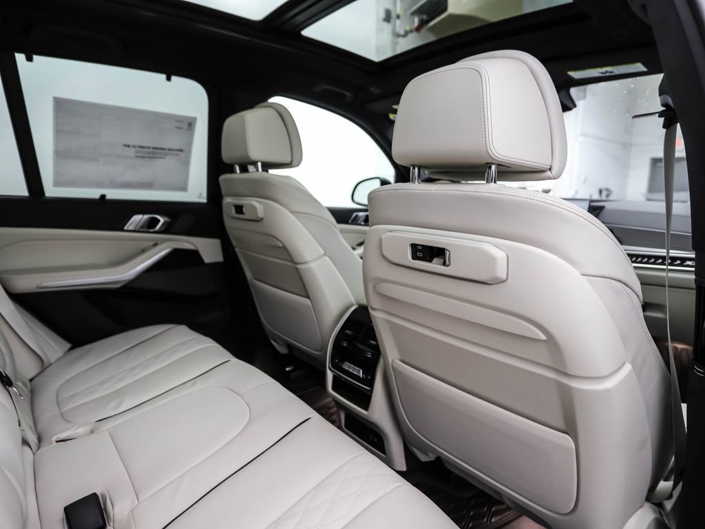 New 2026 BMW X5 xDrive50e image 25