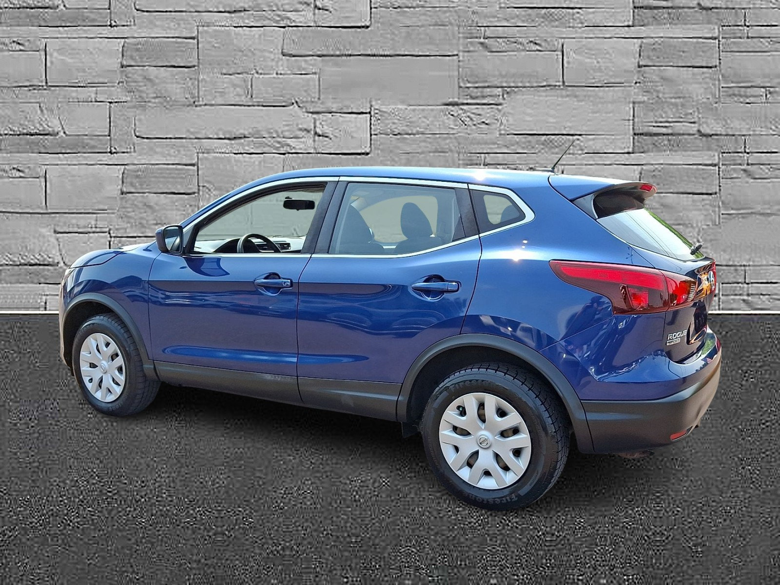 Used 2019 Nissan Rogue Sport S AWD/4WD image 7