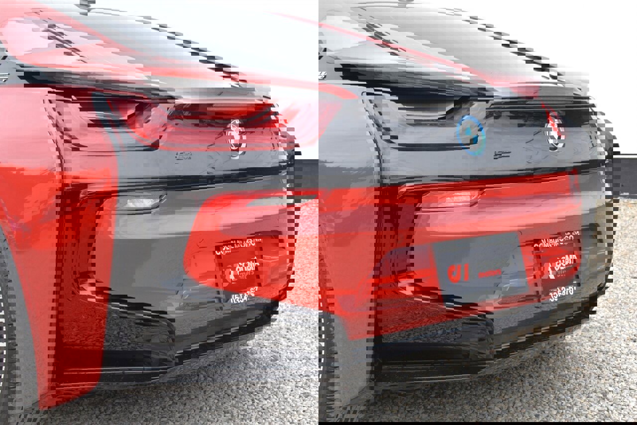 Used 2017 BMW i8 image 16