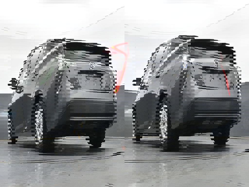 Used 2017 Toyota Prius Two image 29