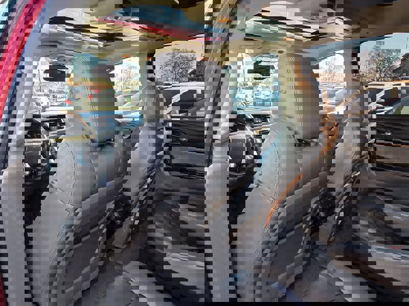 Used 2013 GMC Acadia Denali image 11