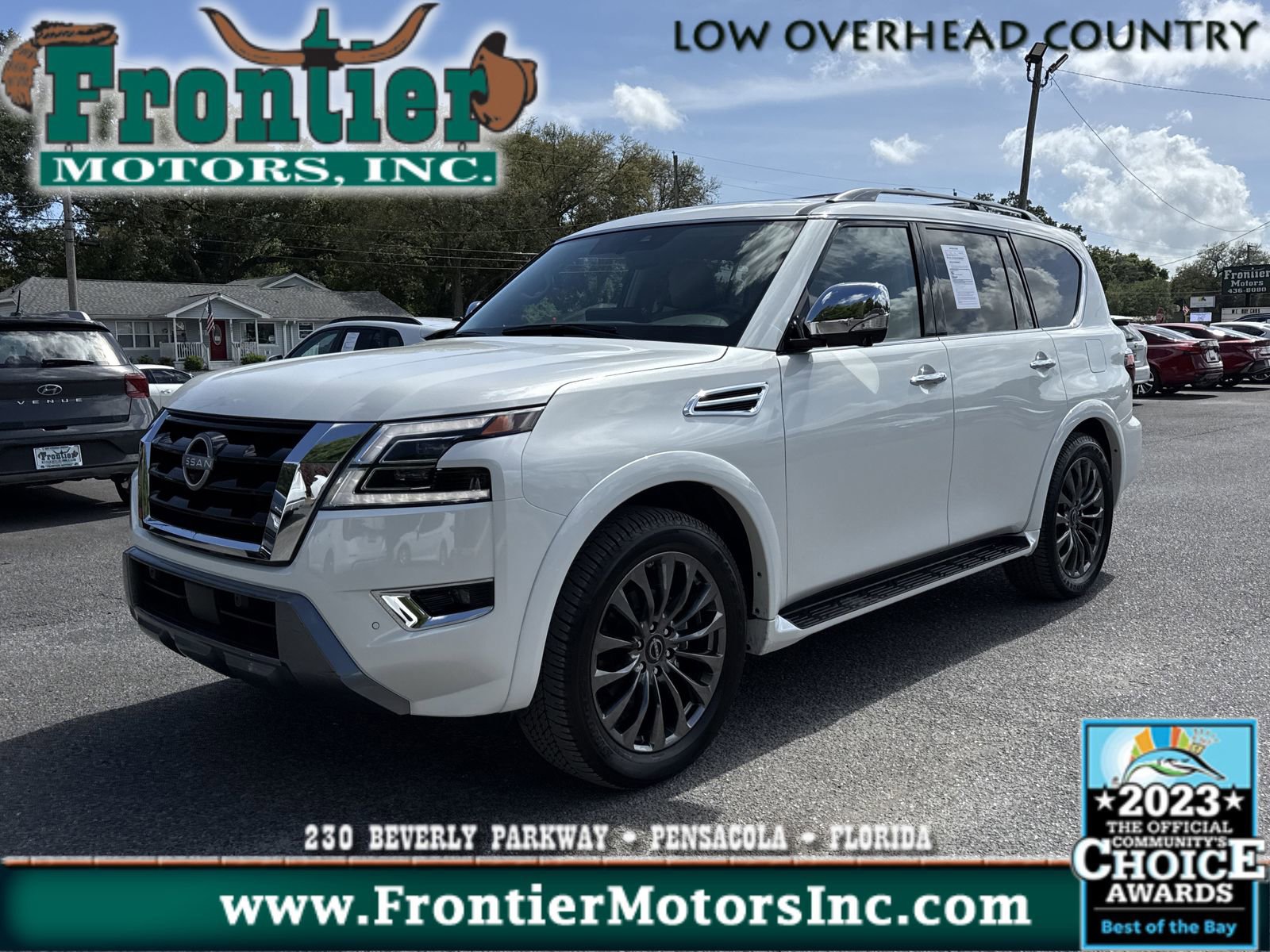 Used 2024 Nissan Armada Platinum w/ Captain's Chairs Package AWD/4WD image 1