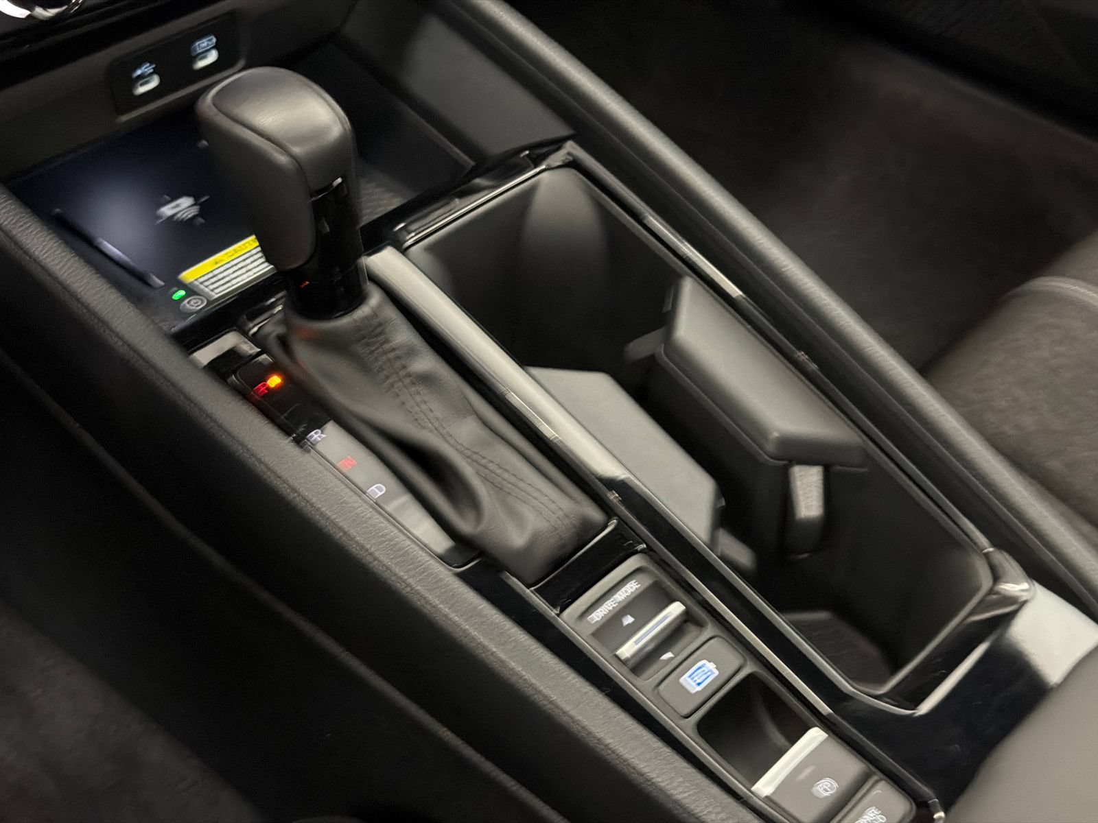Used 2025 Honda Accord Sport image 25