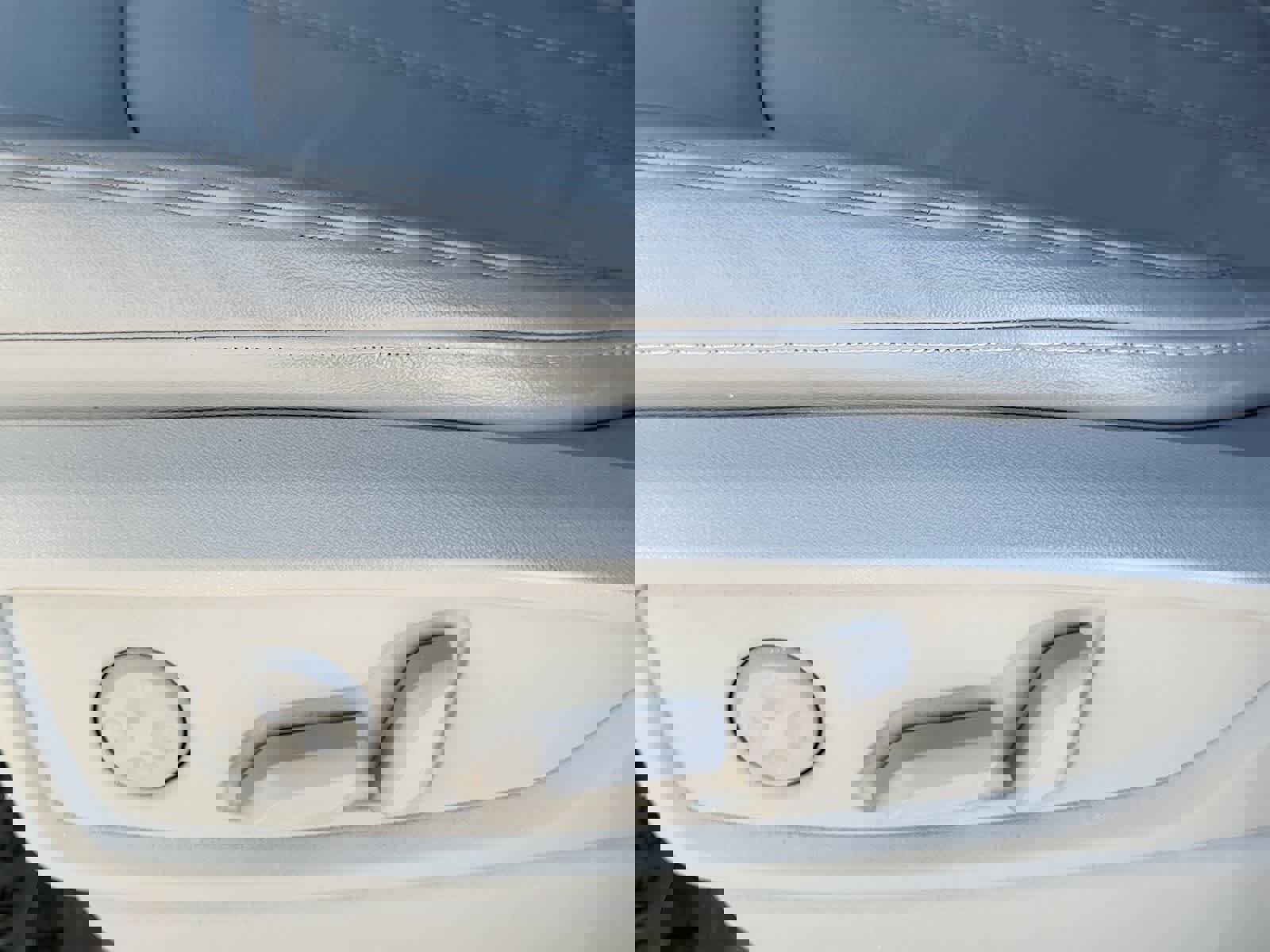 Used 2022 Audi Q5 2.0T Premium w/ Convenience Package image 13