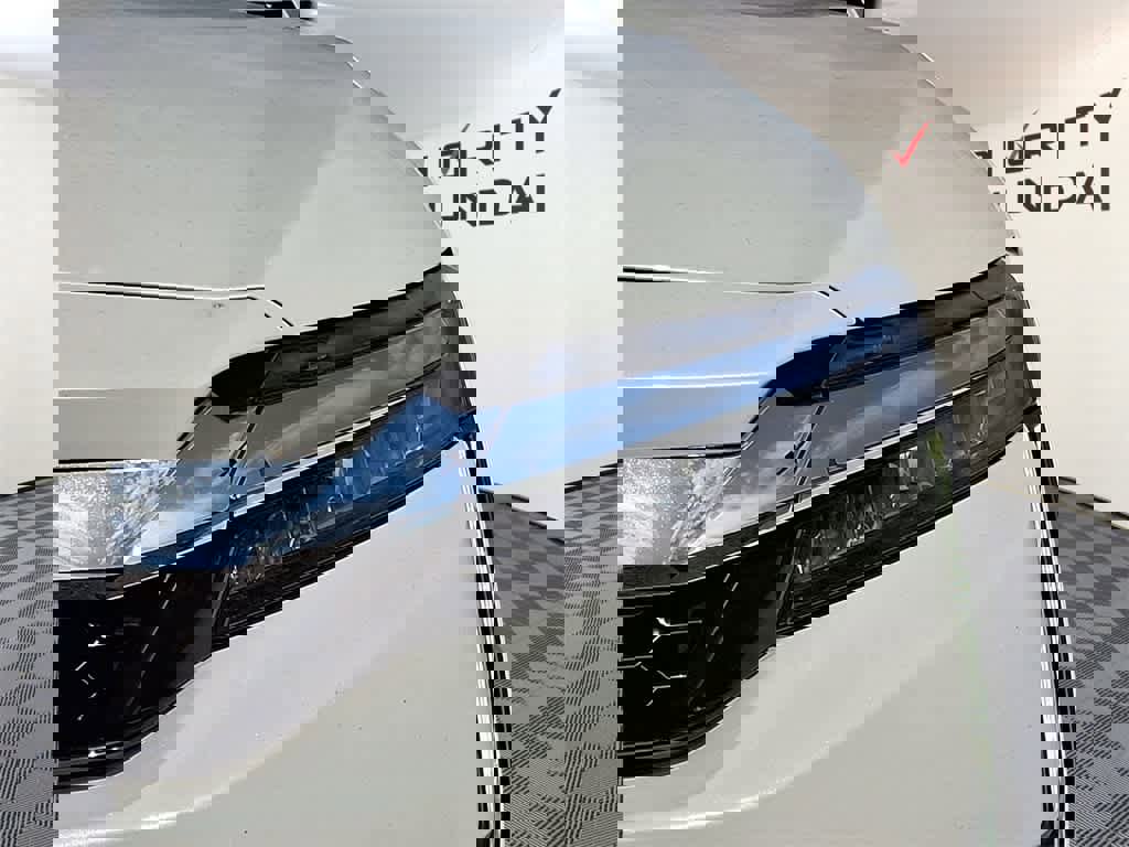 Used 2018 Honda Clarity Touring image 8