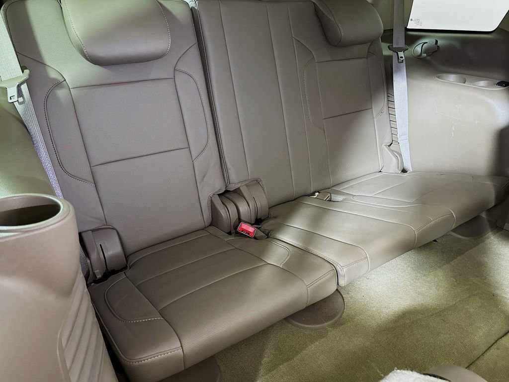 Used 2015 GMC Yukon SLT w/ Open Road Package RWD image 28