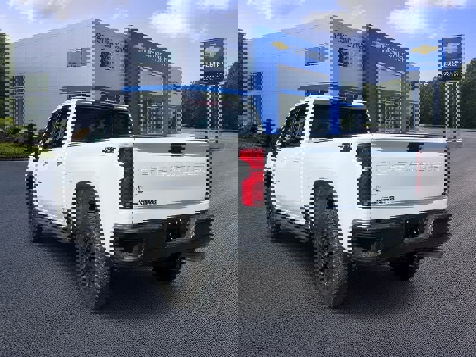 Certified 2025 Chevrolet Silverado 2500 LT w/ Trail Boss Package image 4