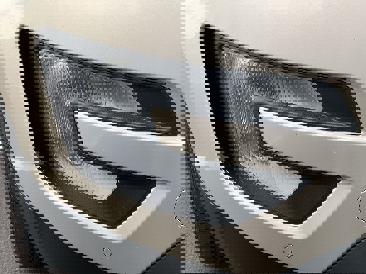 Used 2017 Ford Explorer XLT w/ Equipment Group 202A AWD/4WD image 10