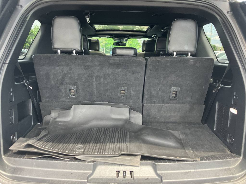 Used 2019 Ford Expedition Limited w/ Equipment Group 302A AWD/4WD image 35