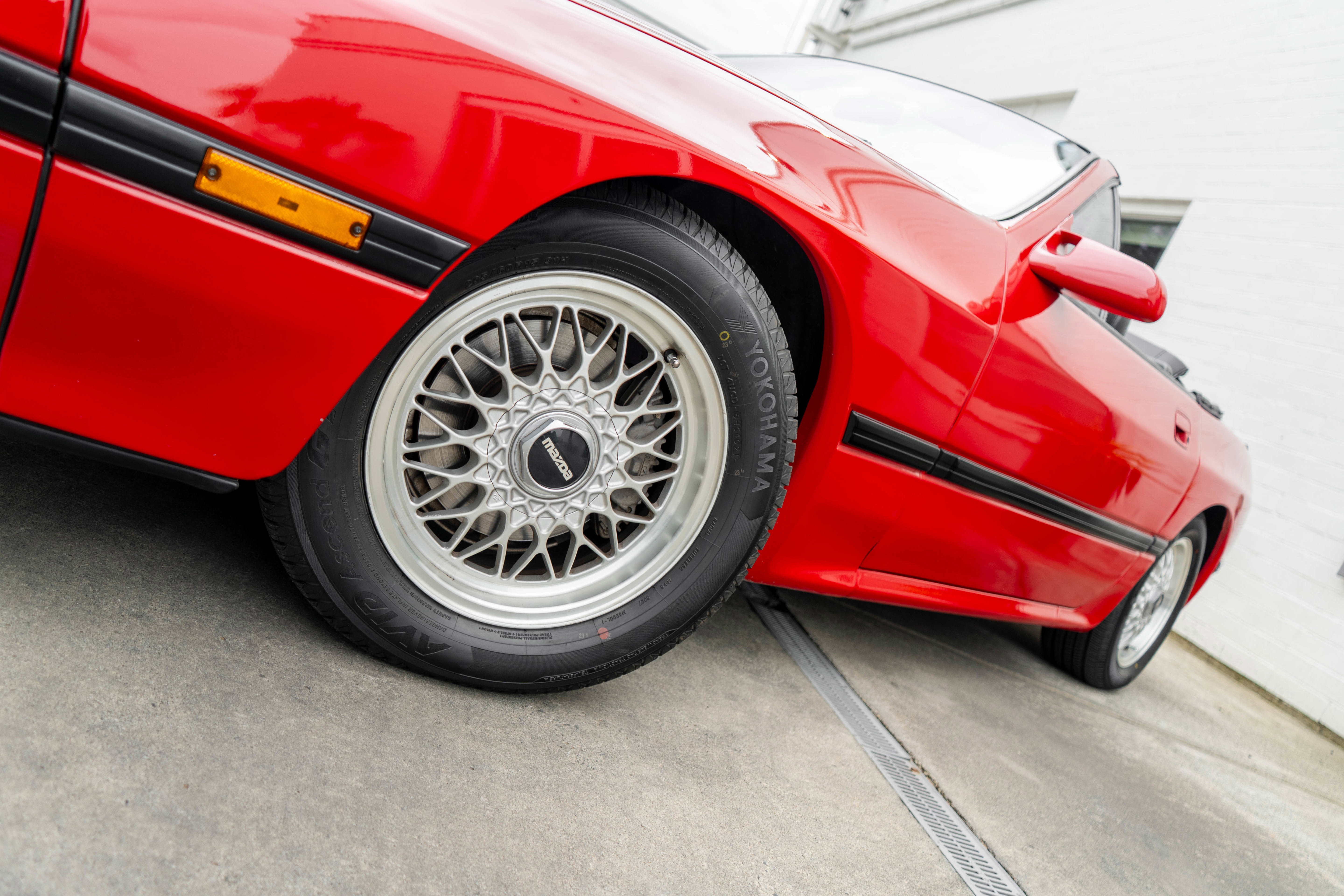 Used 1988 MAZDA RX-7 Convertible RWD image 4