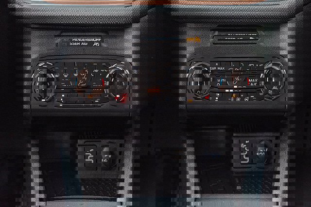 Used 2023 Ford Bronco Sport Badlands w/ Premium Package image 20