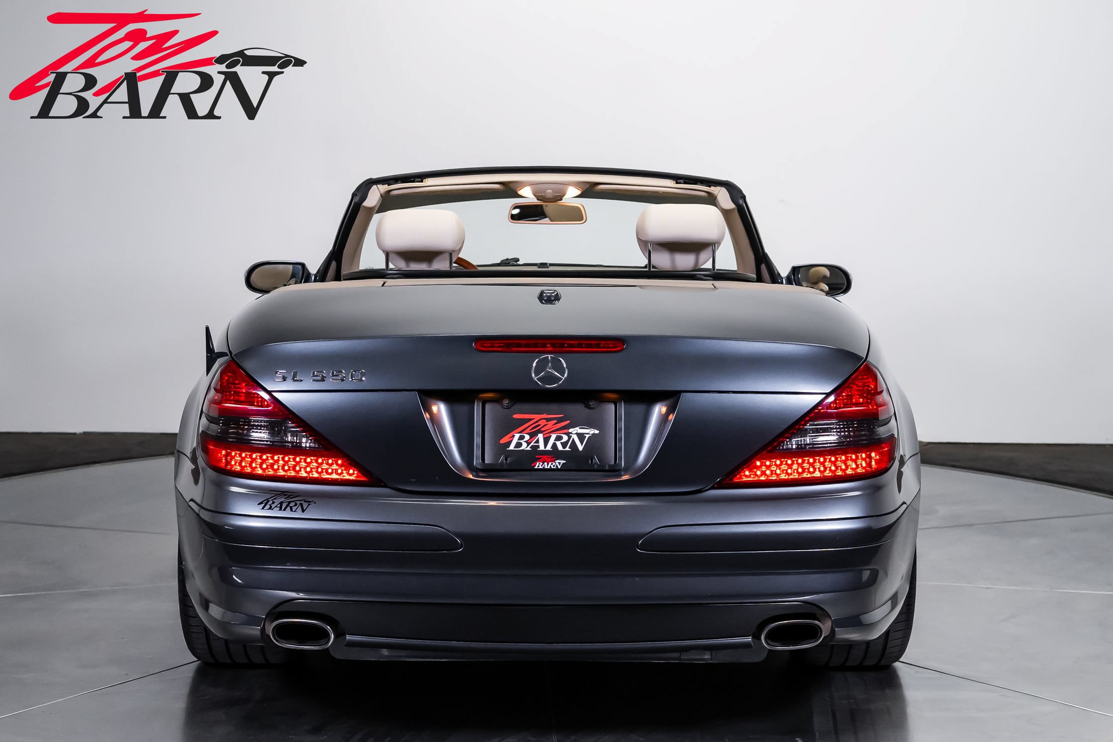 Used 2008 Mercedes-Benz SL 550 image 4