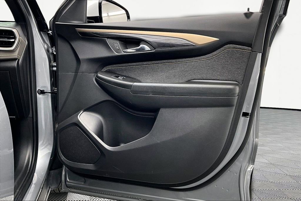 Used 2024 Chevrolet TrailBlazer ACTIV image 24