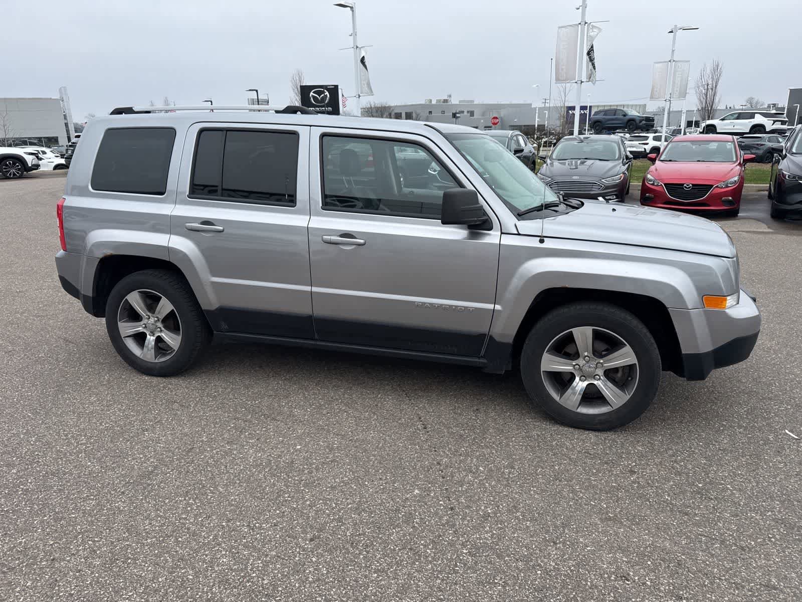 Used 2016 Jeep Patriot High Altitude image 4