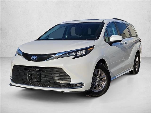 Used 2024 Toyota Sienna XLE