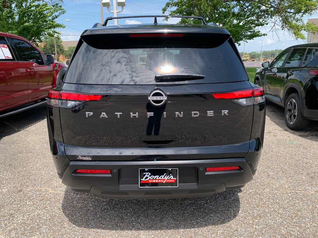 New 2026 Nissan Pathfinder SV w/ Cargo Package FWD image 5