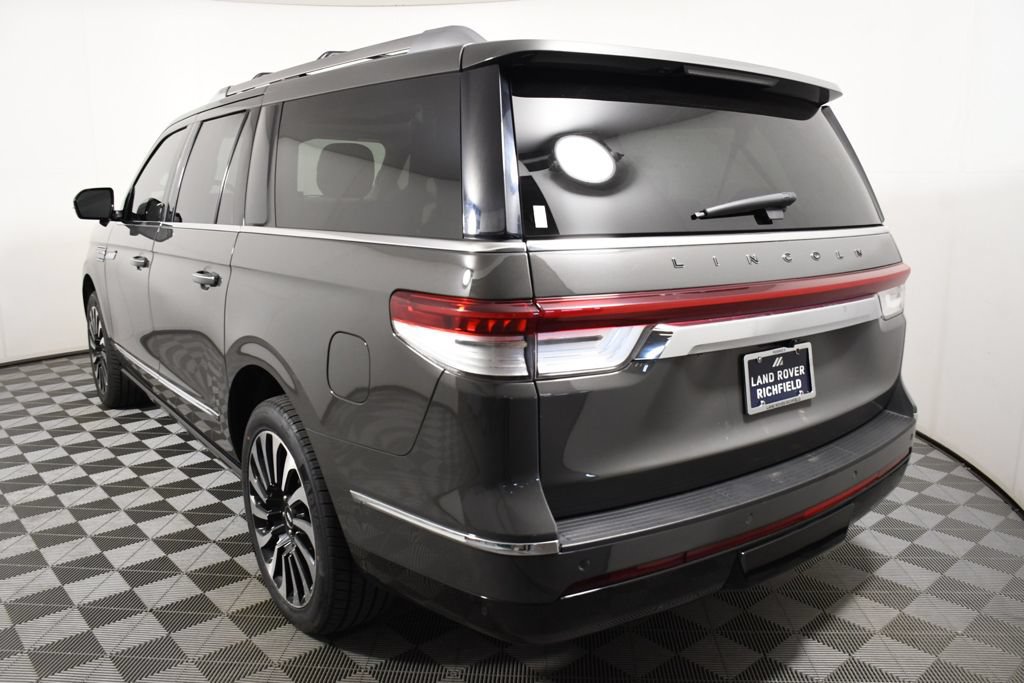 Used 2022 Lincoln Navigator L Black Label AWD/4WD image 4