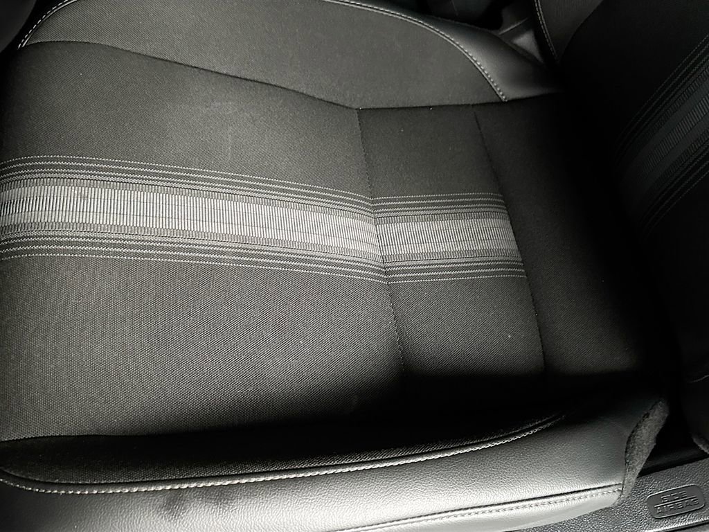 Used 2025 Honda Civic Sport image 21