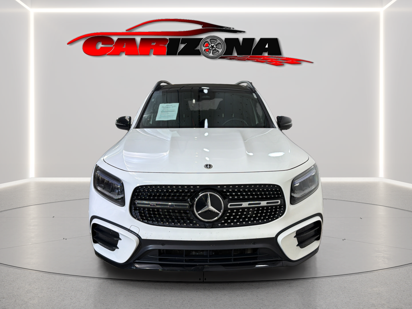 Used 2025 Mercedes-Benz GLB 250 image 2