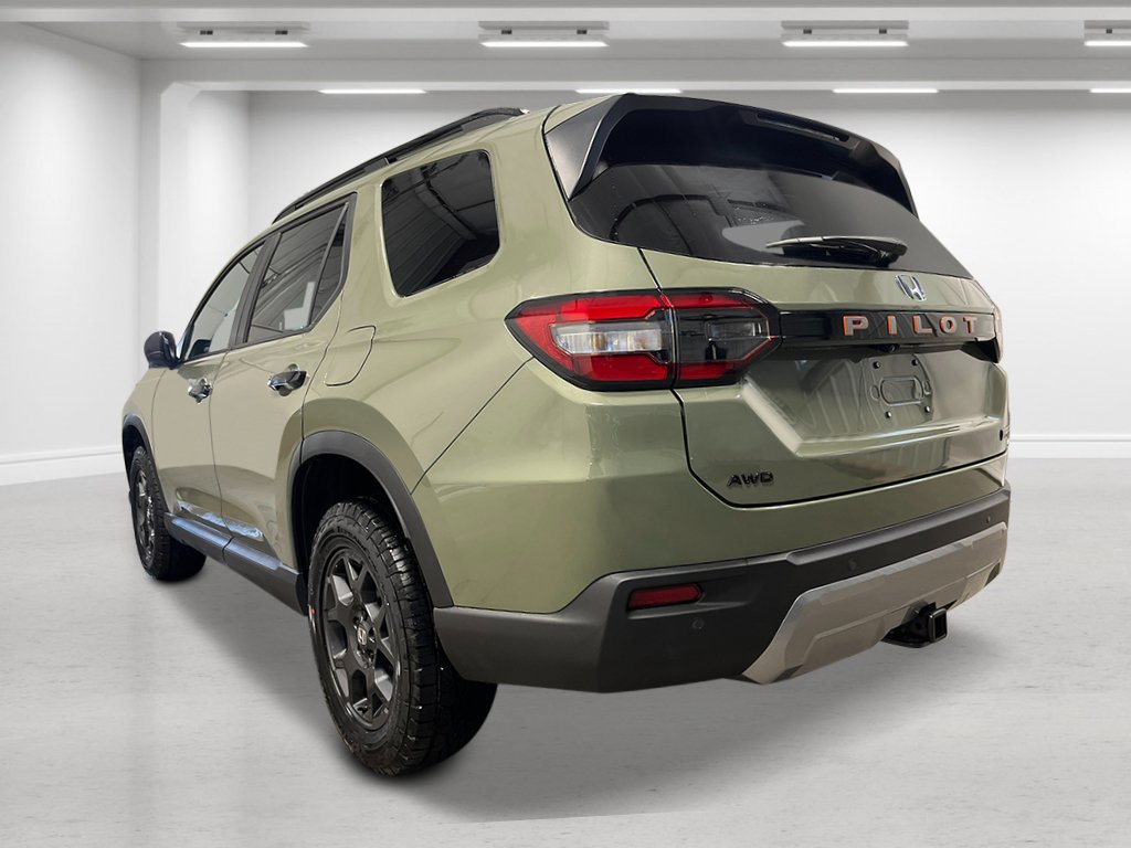 New 2026 Honda Pilot TrailSport image 3