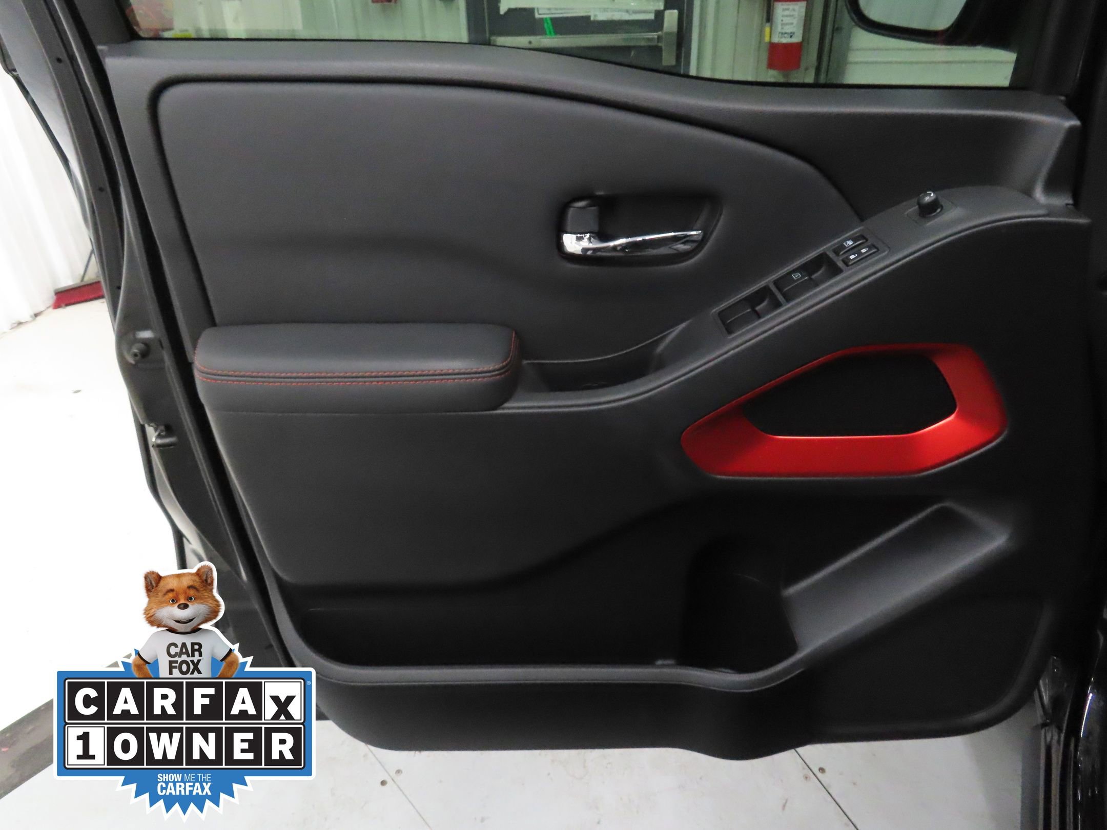 Used 2023 Nissan Frontier PRO-4X w/ Technology Package image 9