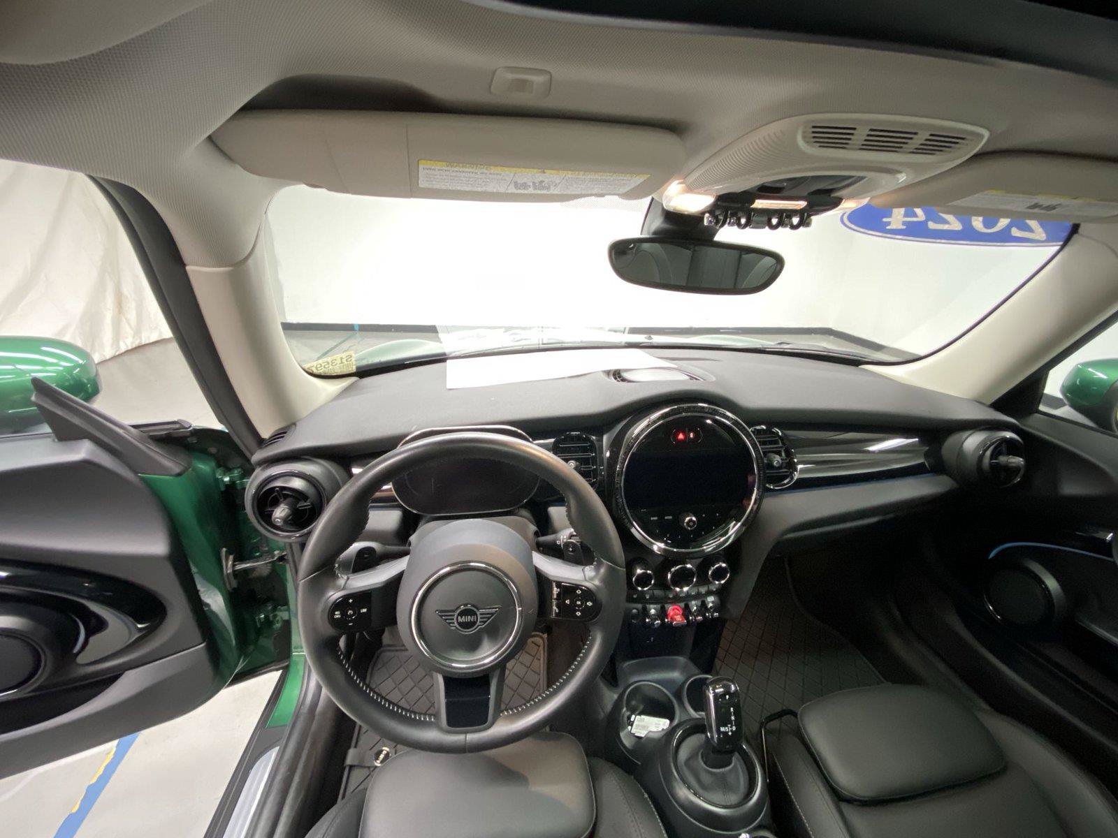 Used 2024 MINI Cooper S FWD image 31