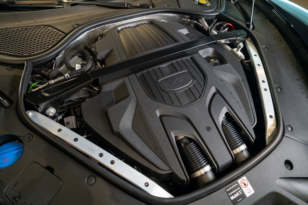 New 2026 Porsche Panamera 4 image 40