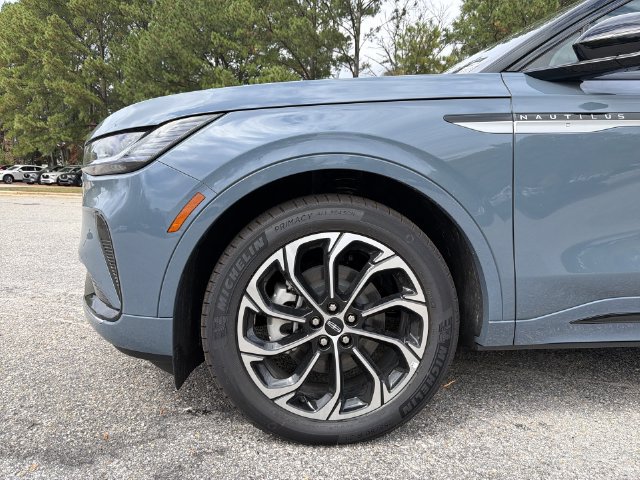 New 2026 Lincoln Nautilus Reserve AWD/4WD image 10