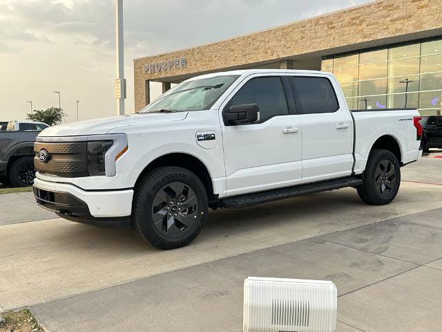 New 2025 Ford F150 Lightning Flash image 3