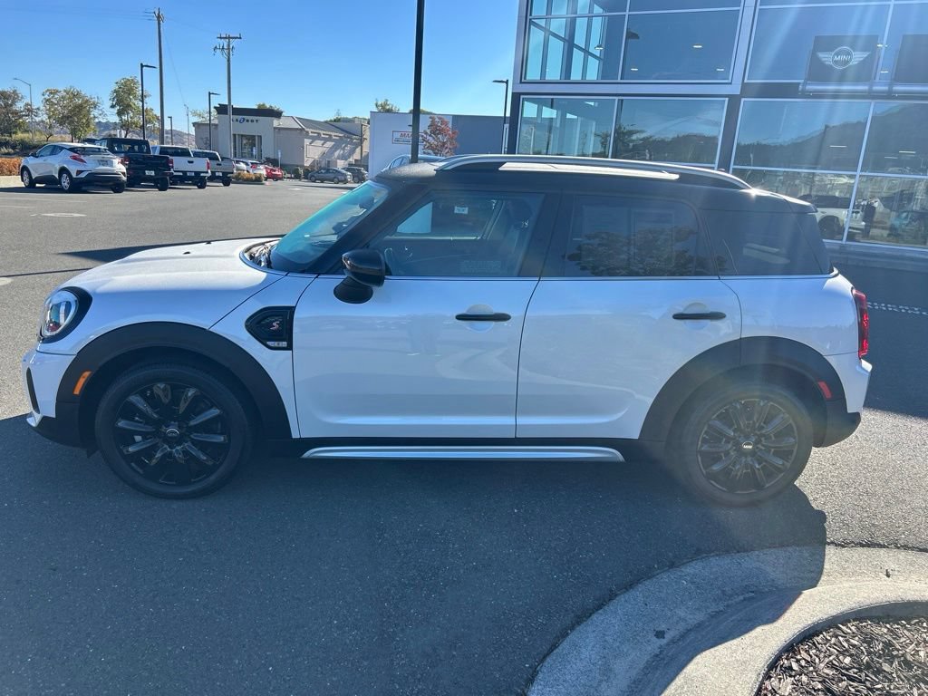 Used 2023 MINI Cooper Countryman S FWD image 2