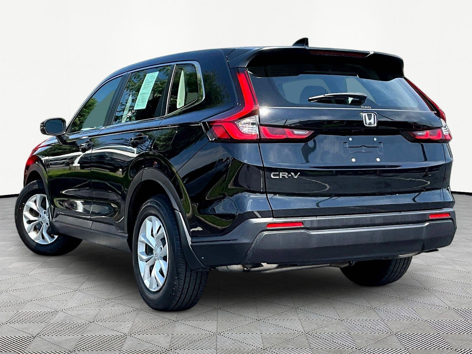 Certified 2023 Honda CR-V LX image 4