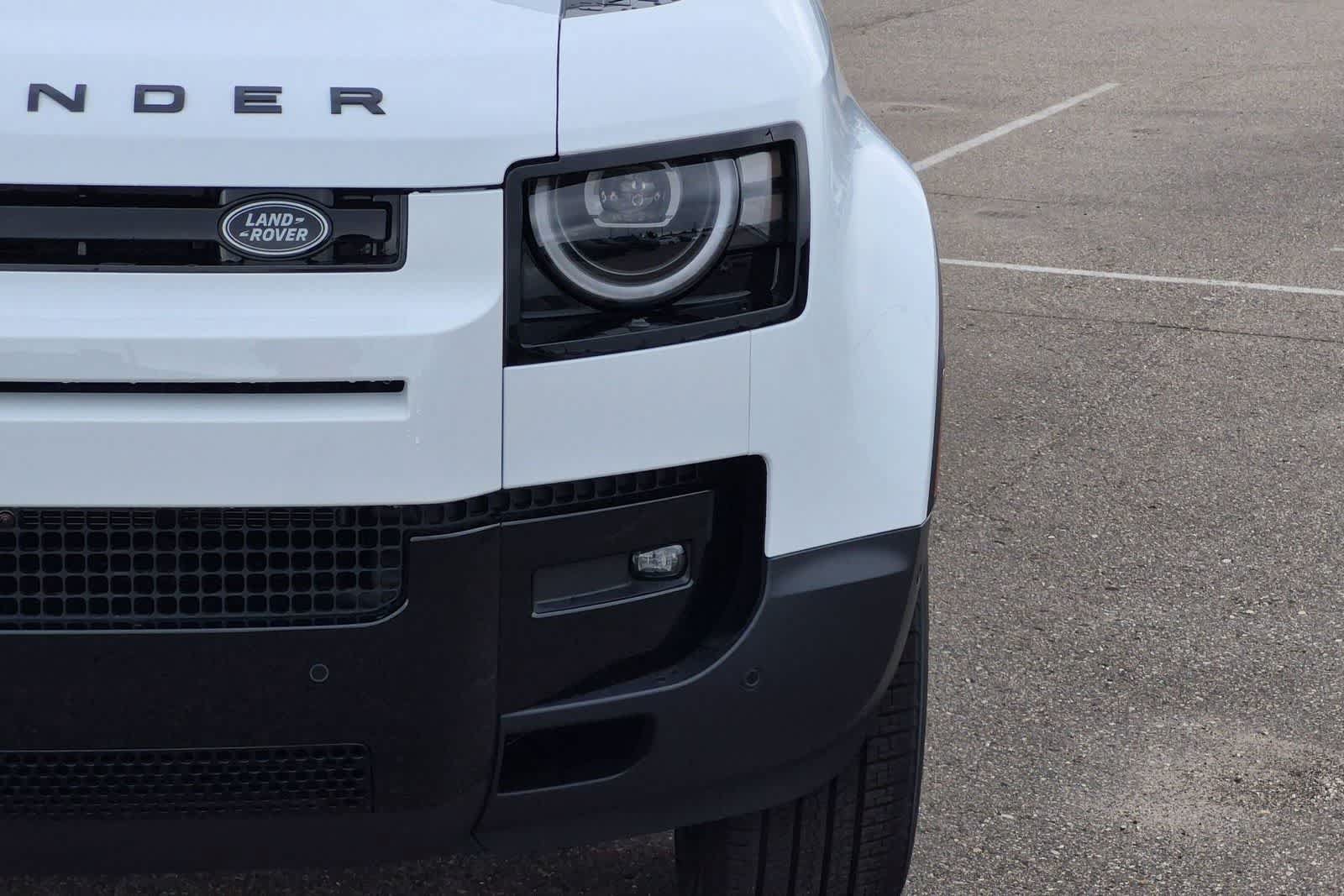 New 2026 Land Rover Defender 110 S AWD/4WD image 10